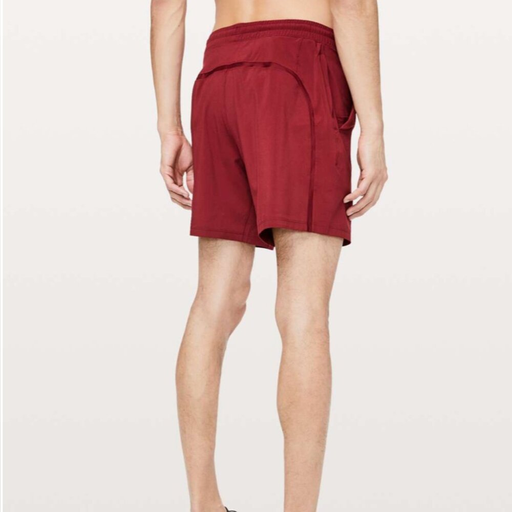 LuLuLemon, men's L, Pace Breaker Short, linerless, 7", in cranberry, NWOT.